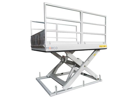 Customization M3-025130-D2K Loading Dock Table with Handrail and Loading Flap